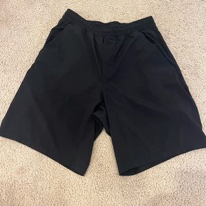 Black men’s lulu lemon pace breaker shorts